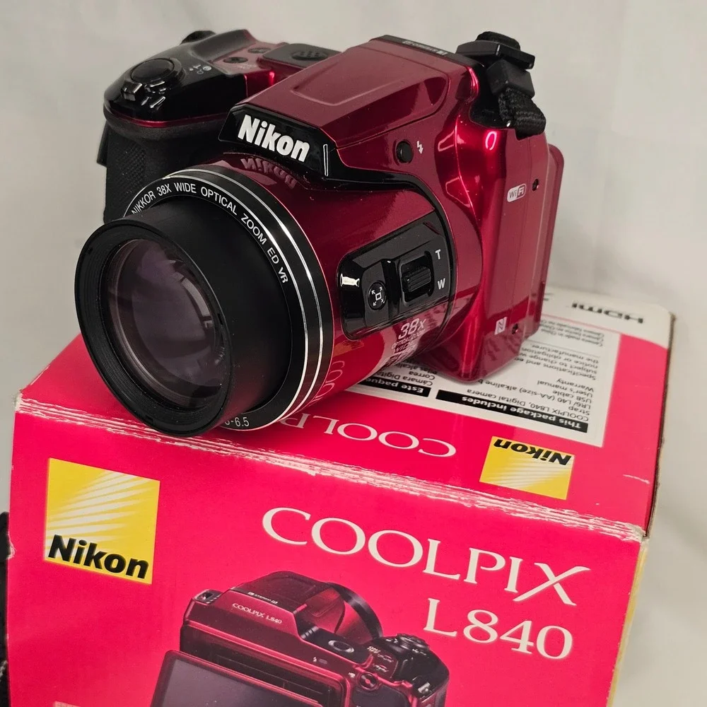 Nikon Coolpix L840 Digital Camera 16MP 38x Zoom Cranberry WiFi NFC Full HD Boxed